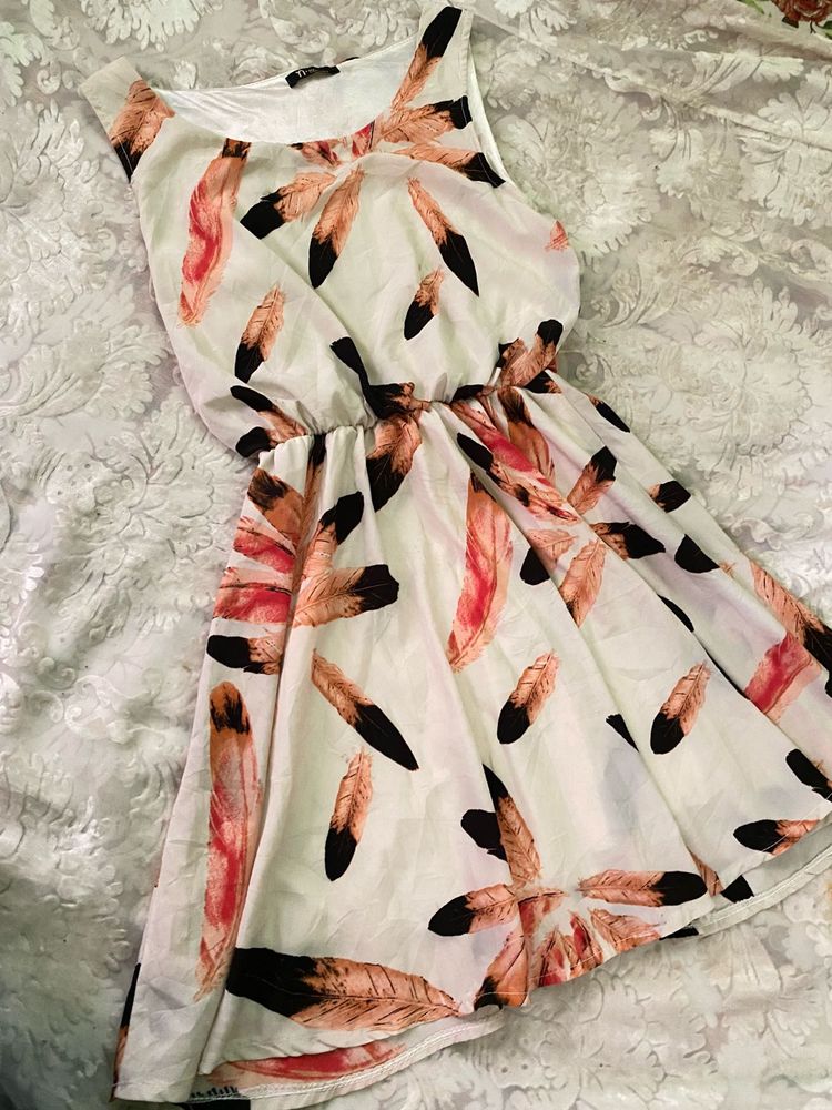 Feather Print Sleeveless Dress