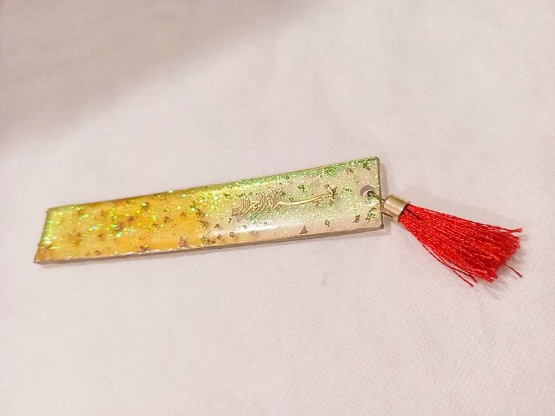 New Golden Resin Bookmark Encased With Golden/Copper Leaf Falkes