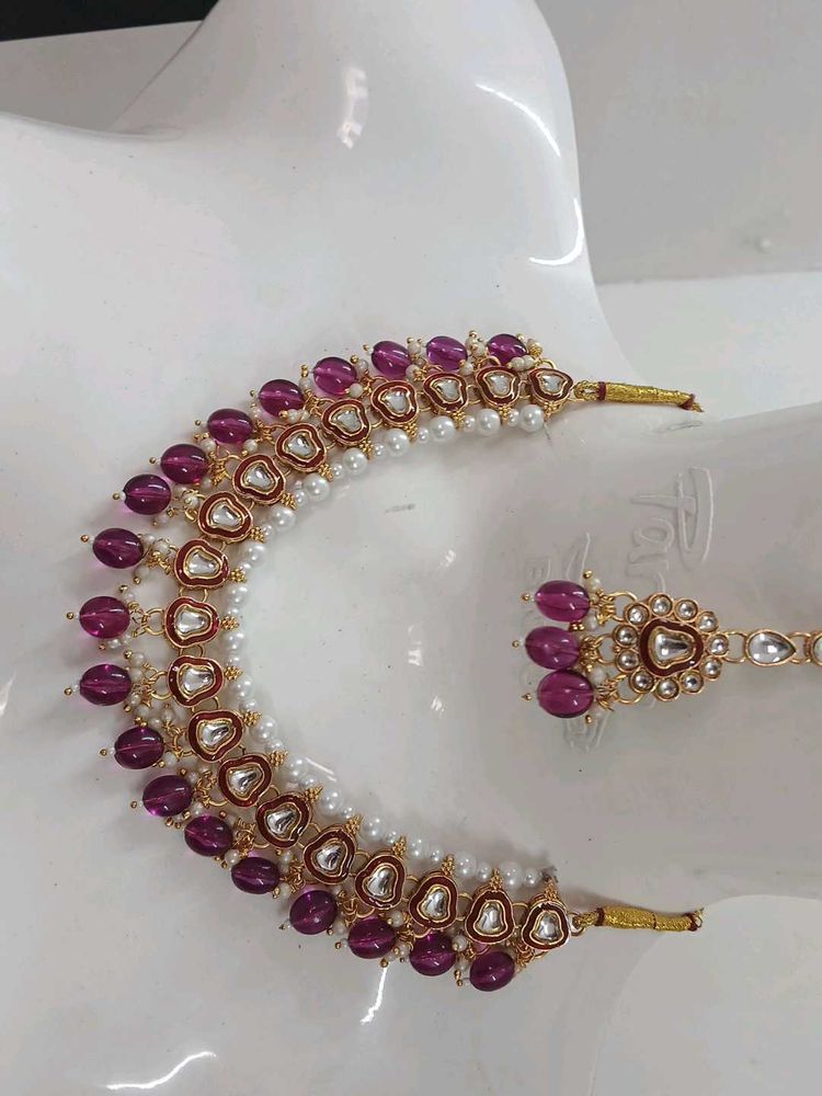 Elegant Kundan Necklace Set