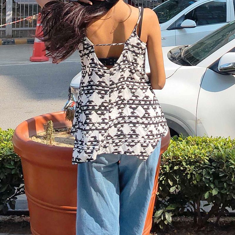 Patterned sleeveless top