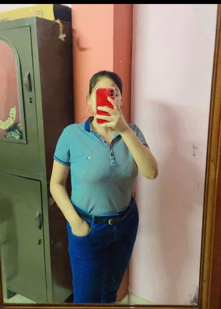 Women Strip Pattern Tshirt