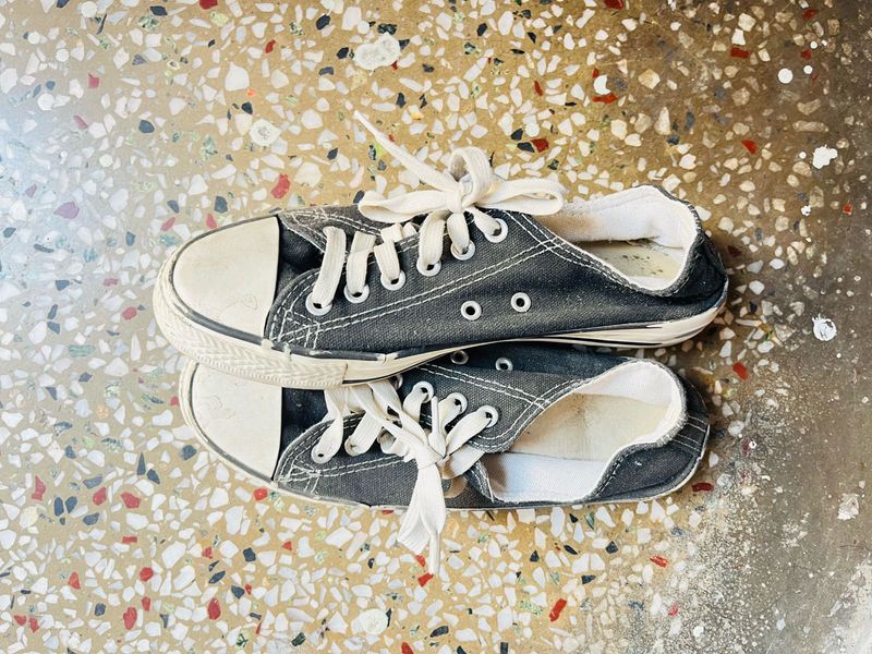 converse copy sneakers