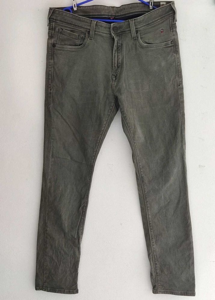 Louis Philippe Men’s Jeans – Olive Green