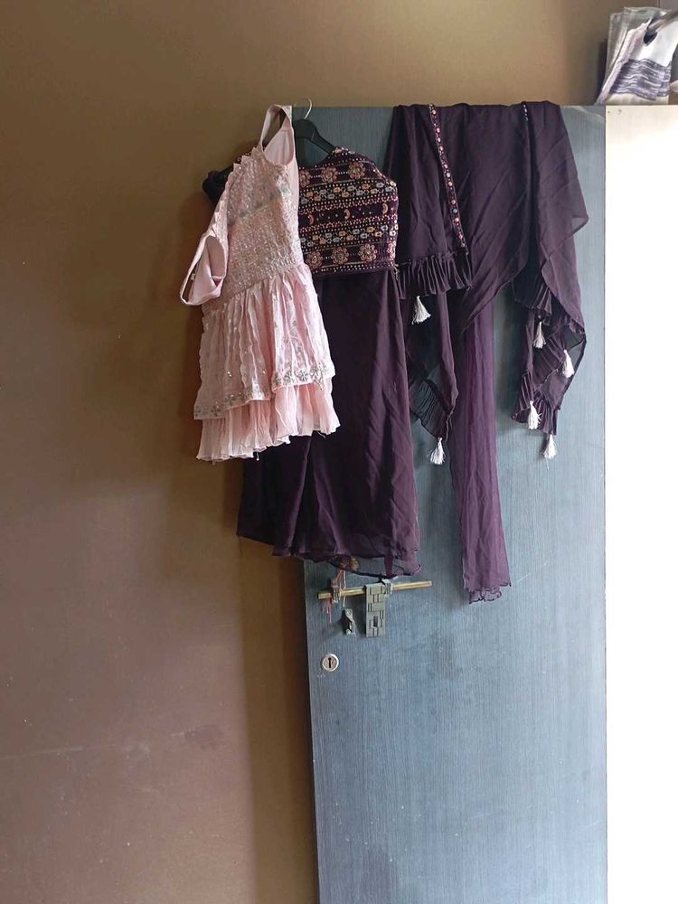 Elegant Kurta Set &amp; Dupatta pack of 4