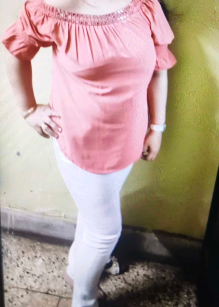 Peach Off-Shoulder Party top in xl size
