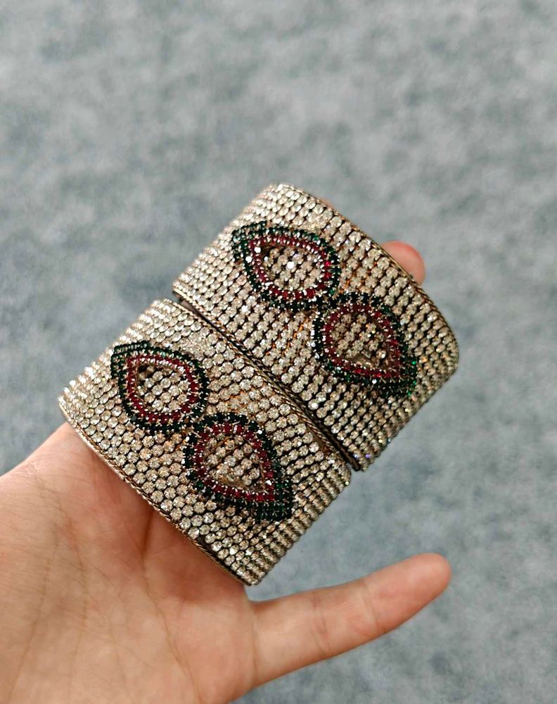 Sparkling Bangle Set
