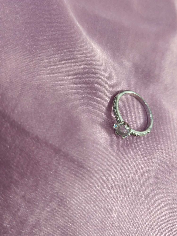 925 Silver Ring with Stone Accent