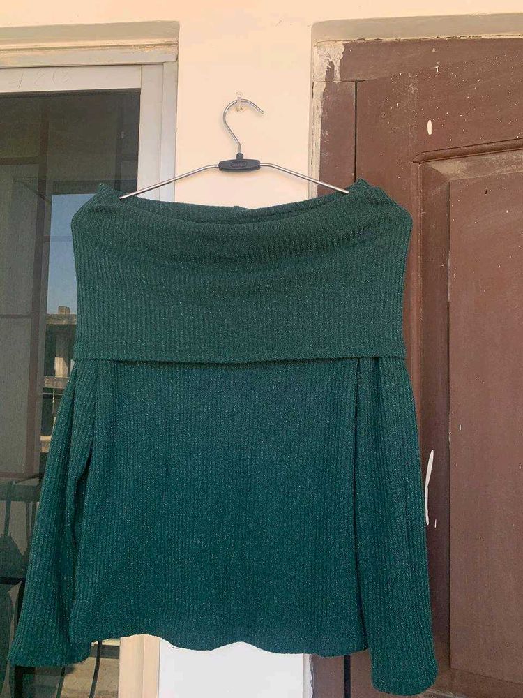Chic Green Off-Shoulder Top