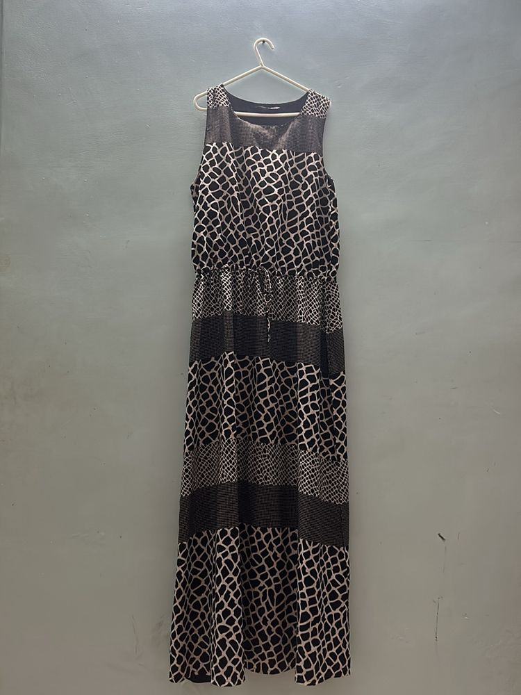Tokyo Talkies Black And White Maxi Dress