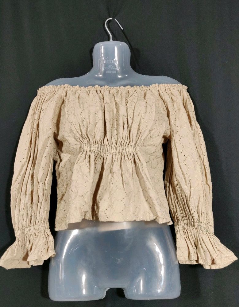 Bardot Beige Schiffli Top 🪶