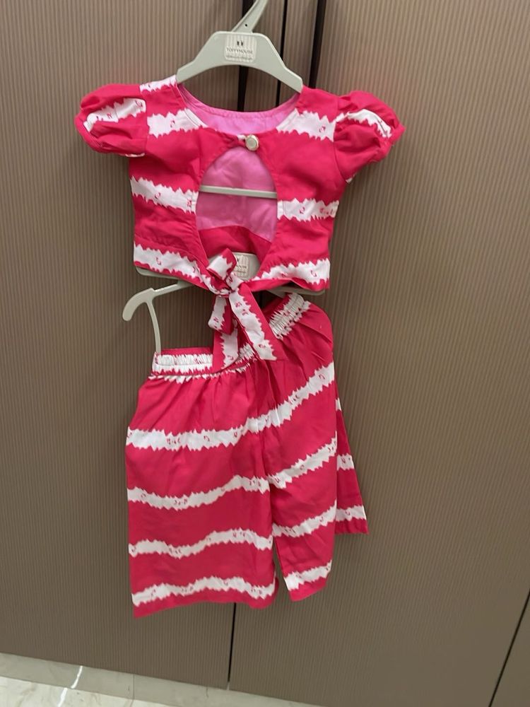 Backless Leheriya Ethnic Coord set