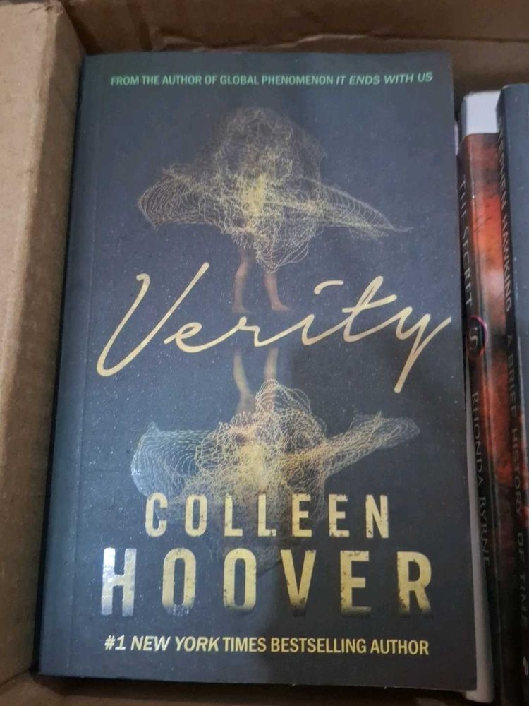 Verity by Colleen Hoover