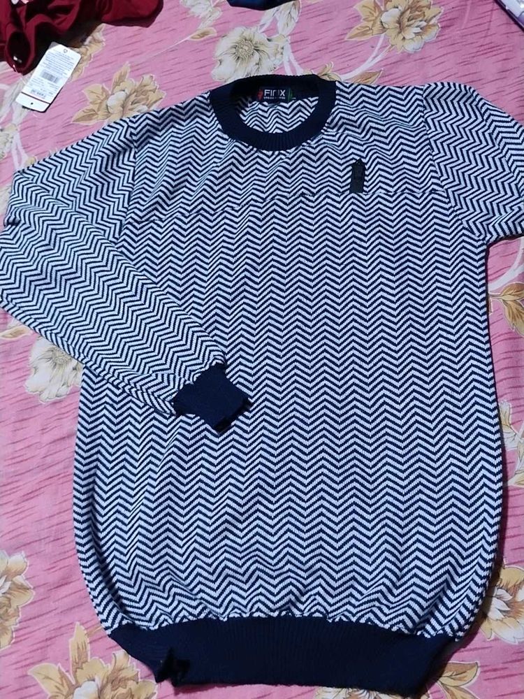 boys sweatshirt