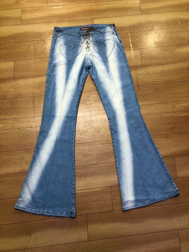 boot cut jeans
