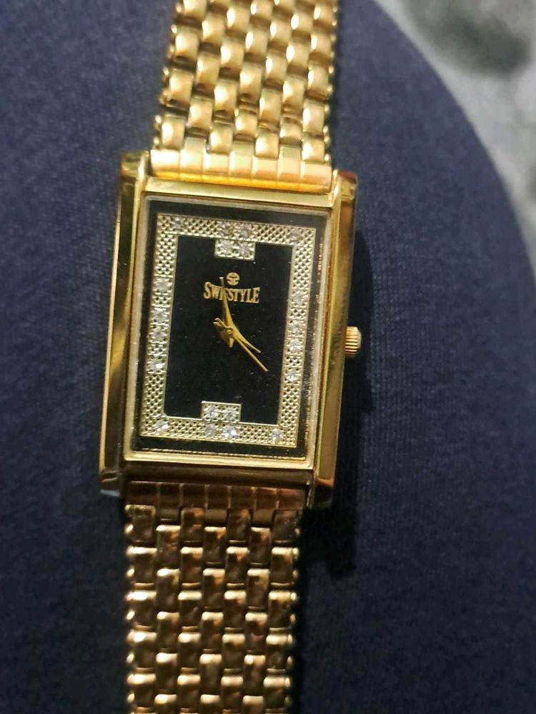 SWISSTYLE Gold Watche