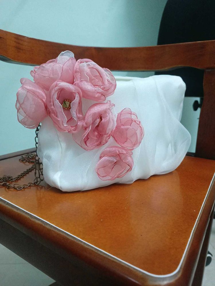 🌸 Sling bag