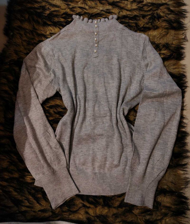 pearl Gray Knit Sweater