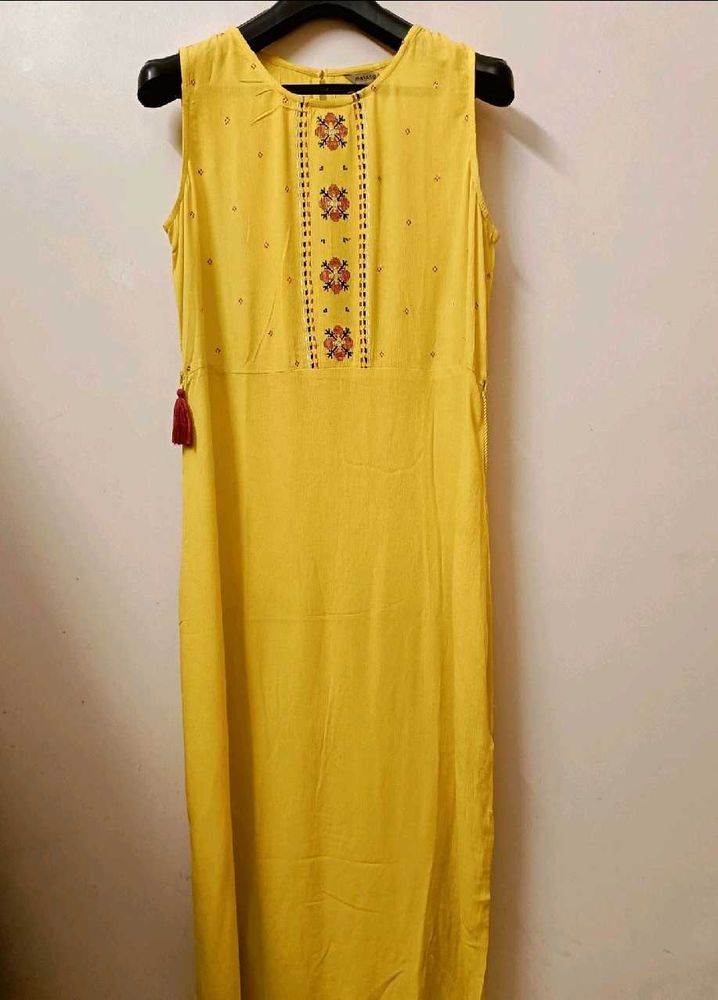 Stylish Sleeveless Maxi Dress