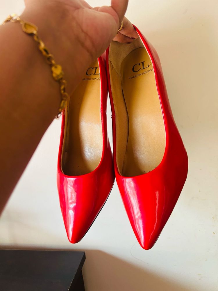 Carlton London Red Pumps/Heels