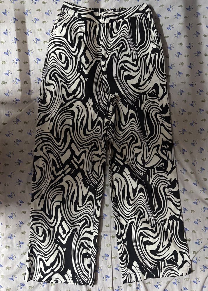 Denim trousers