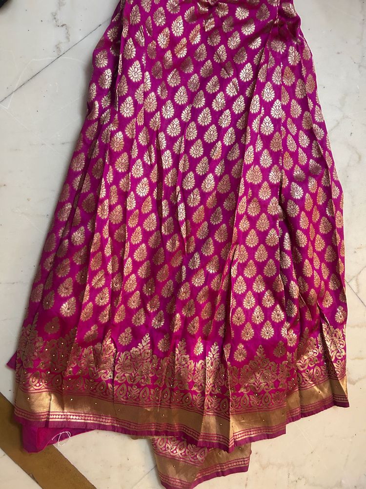 Pink &amp; Gold ready to wear saree