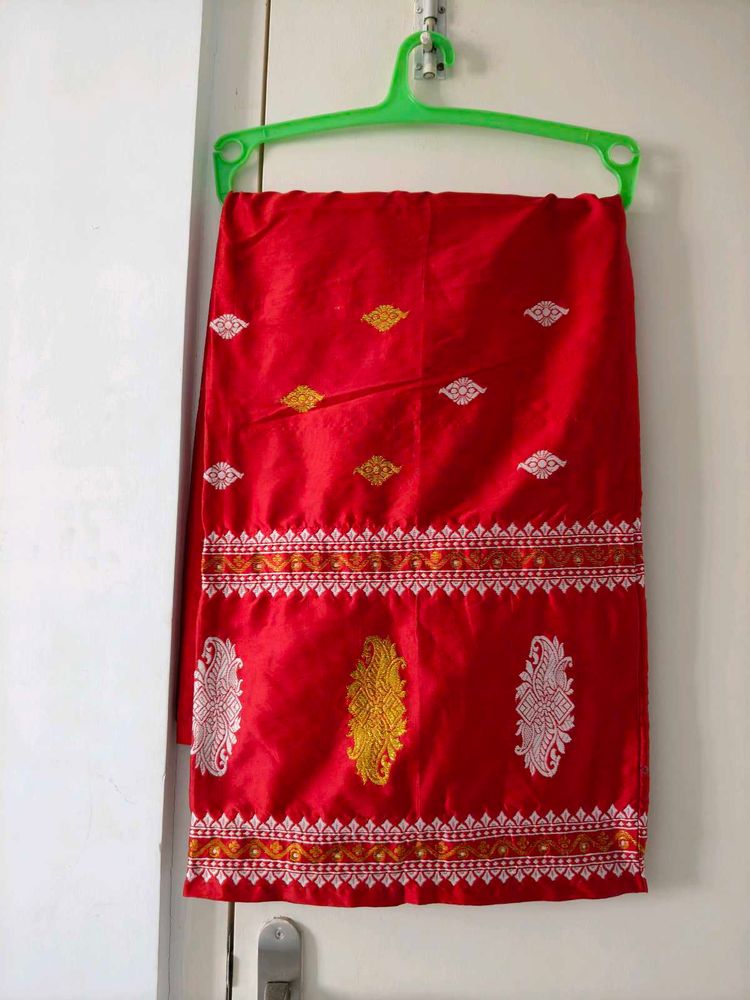 Red &amp; White Assamese Mekhala Chador(Without Blouse