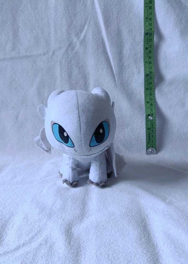 Light Fury Plush - How to Train Your Dragon