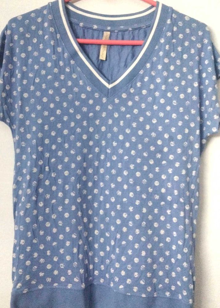 Polka Dot V-Neck Top🎀