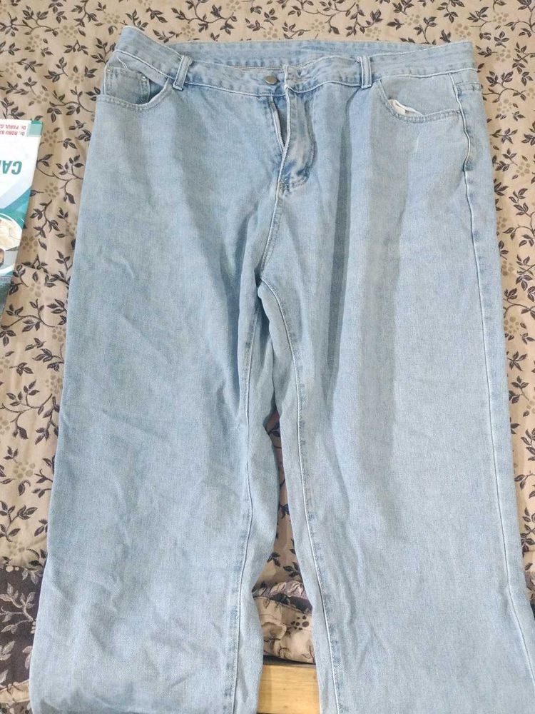 Light Wash Wide Leg Jeans