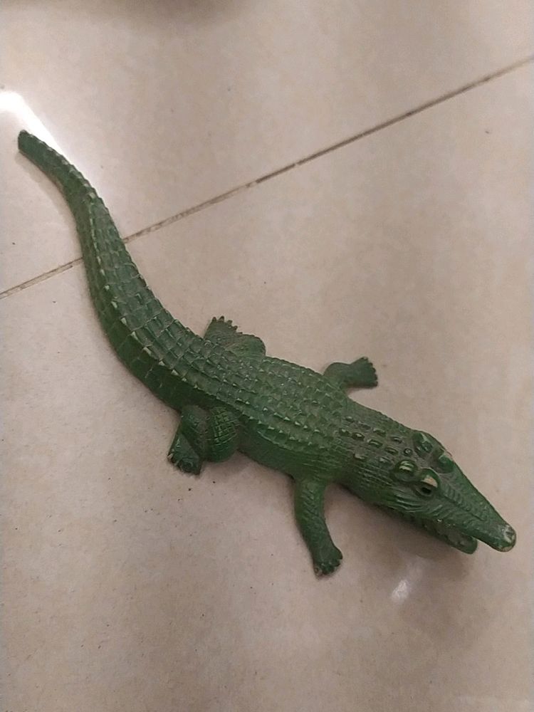 Small Toy Crocodile 🐊