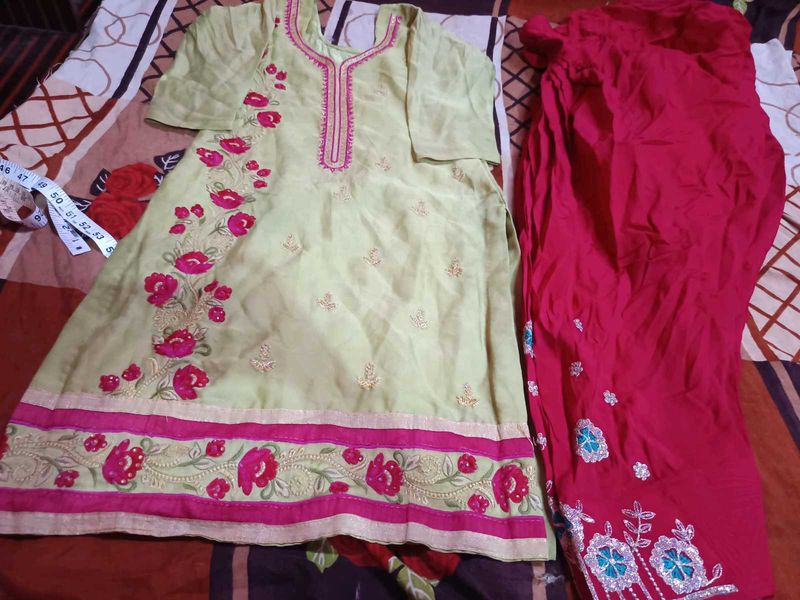 Embroidered Kurta Set
