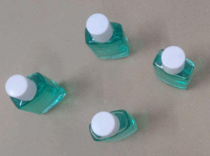 Aromatic Green Oil - Four Bottles