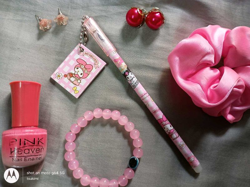 kawaii pink accesories,cute sanrio pen gift hamper