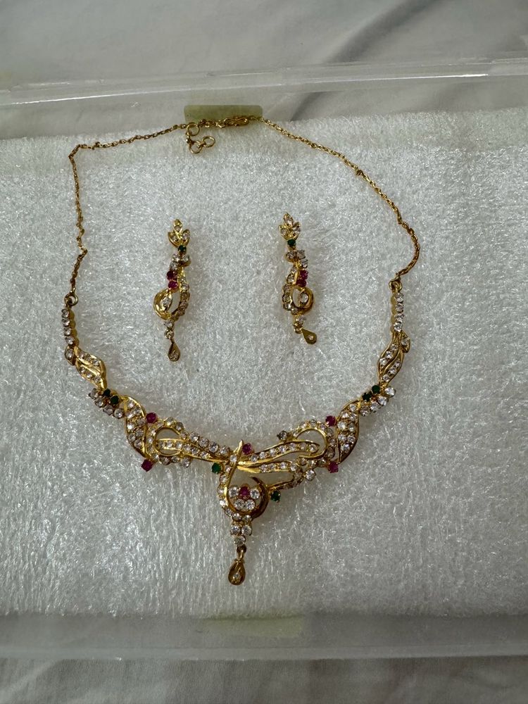 Red And green Stone Beautiful Necklace Set