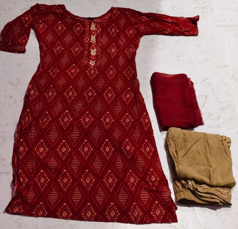 Maroon &amp; Gold Mirror Work Kurta Set