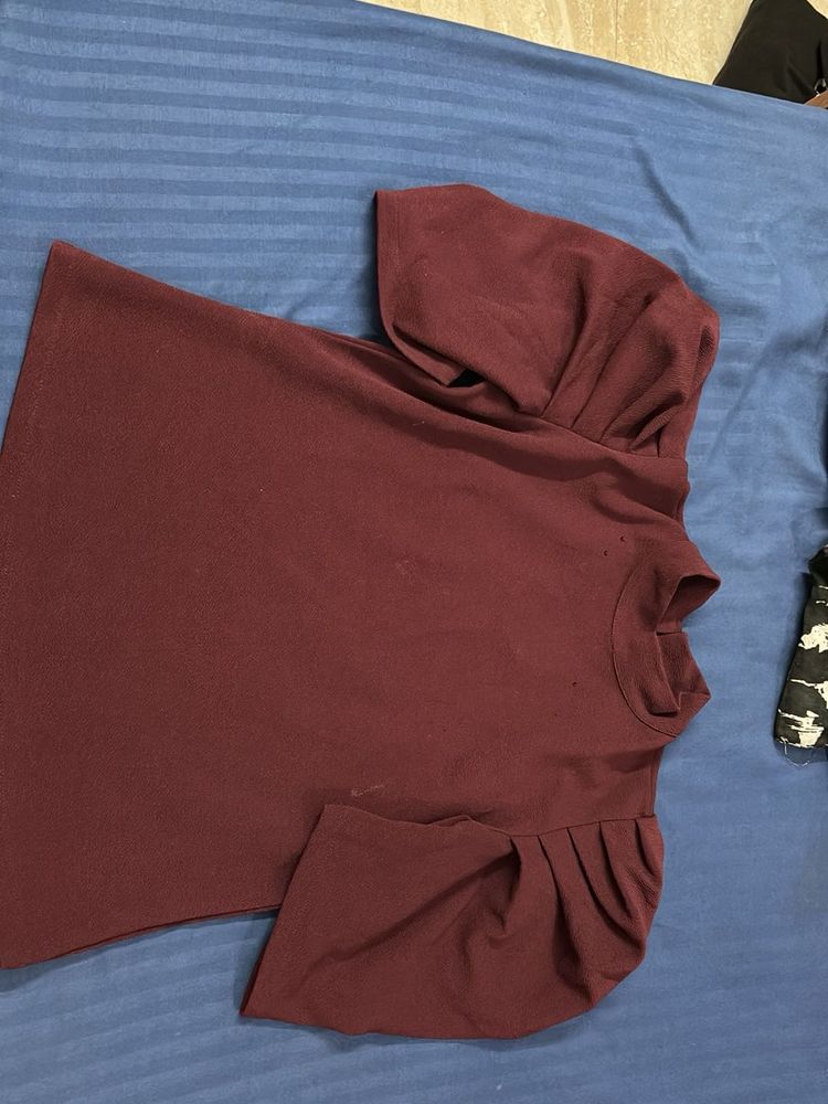 Maroon Puff Sleeve Top