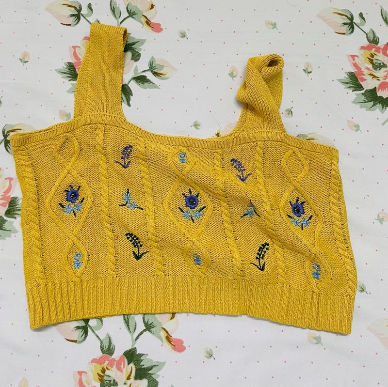 Embroidary Yellow Crop Top