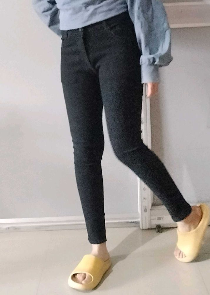 Skinny Black Jeans