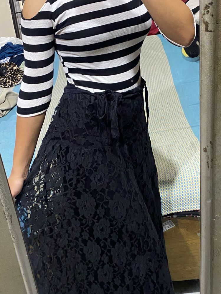 Black net long skirt