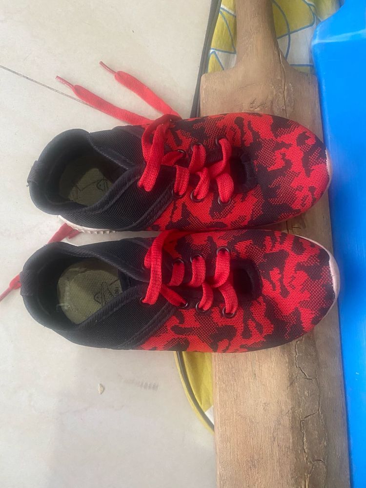 Red Shoose.....
