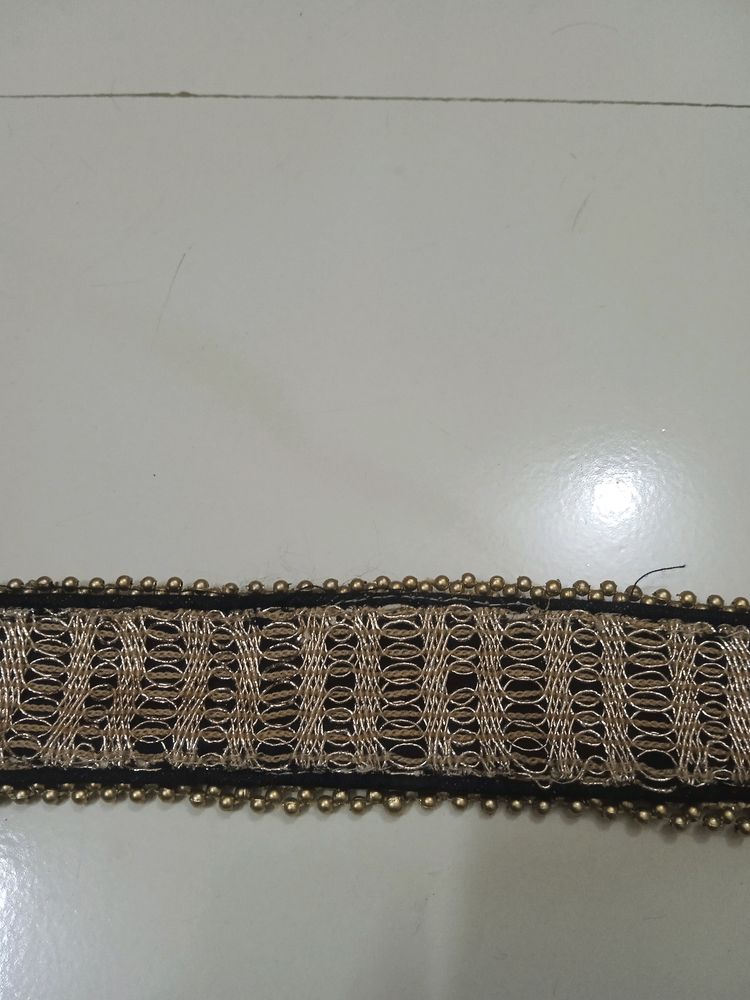 Golden Heavy Thread Work Lays