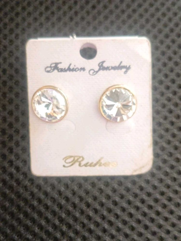 Sparkling Stud Earrings - 2 pair