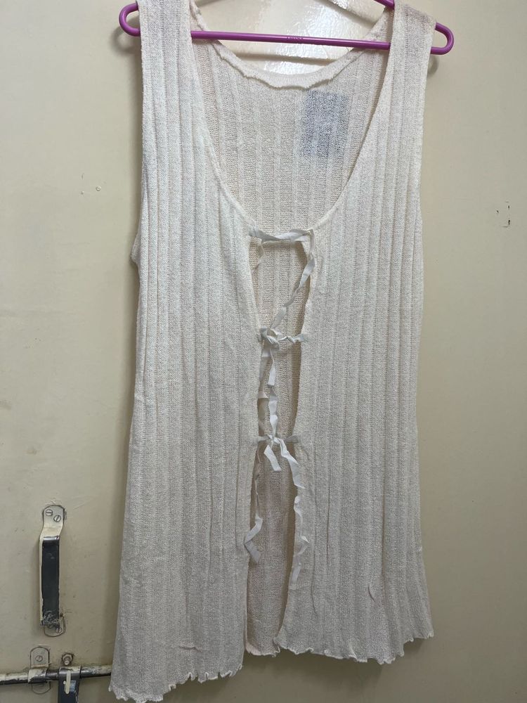Sleeveless Shrug