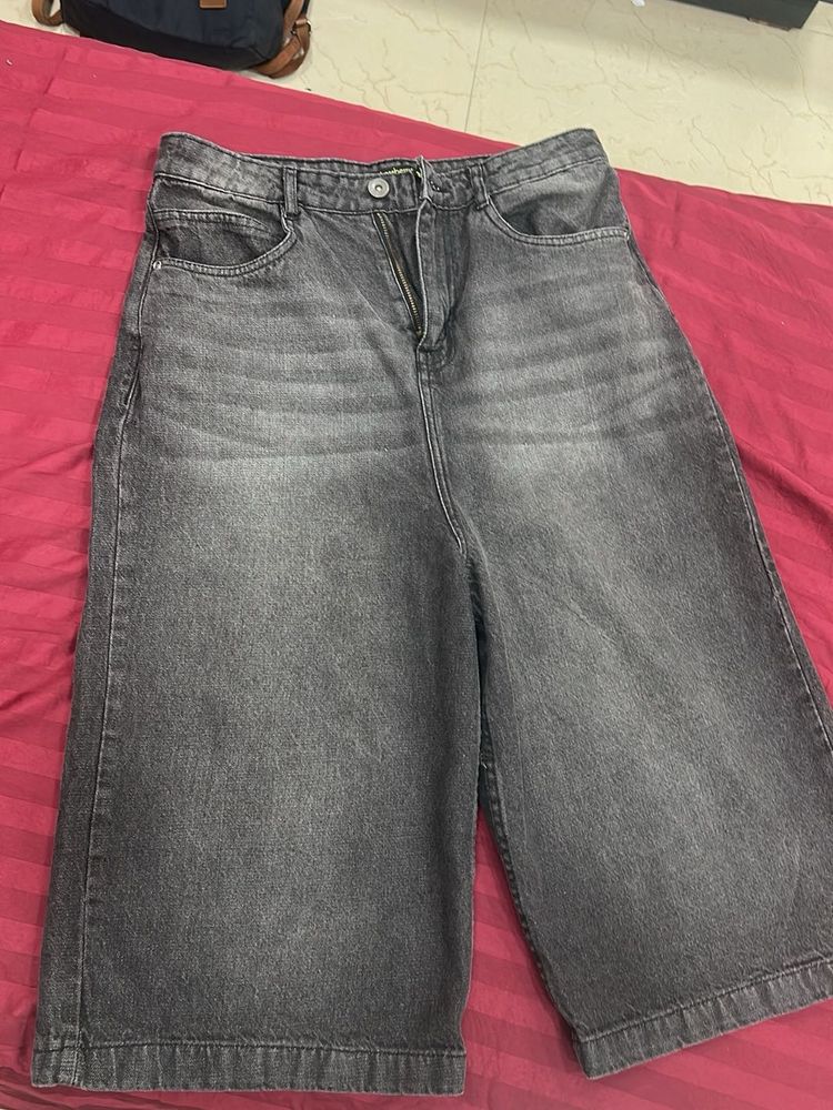 Wide Leg Cropped Jeans