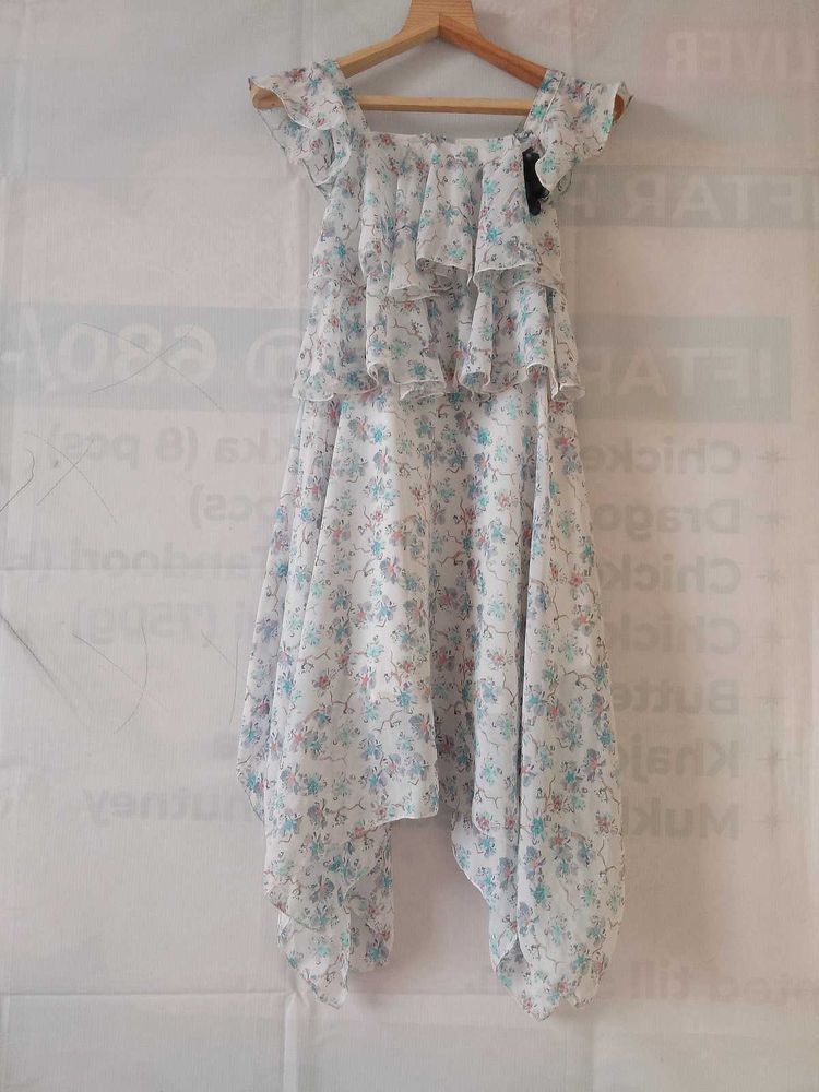 Gown (Girl)