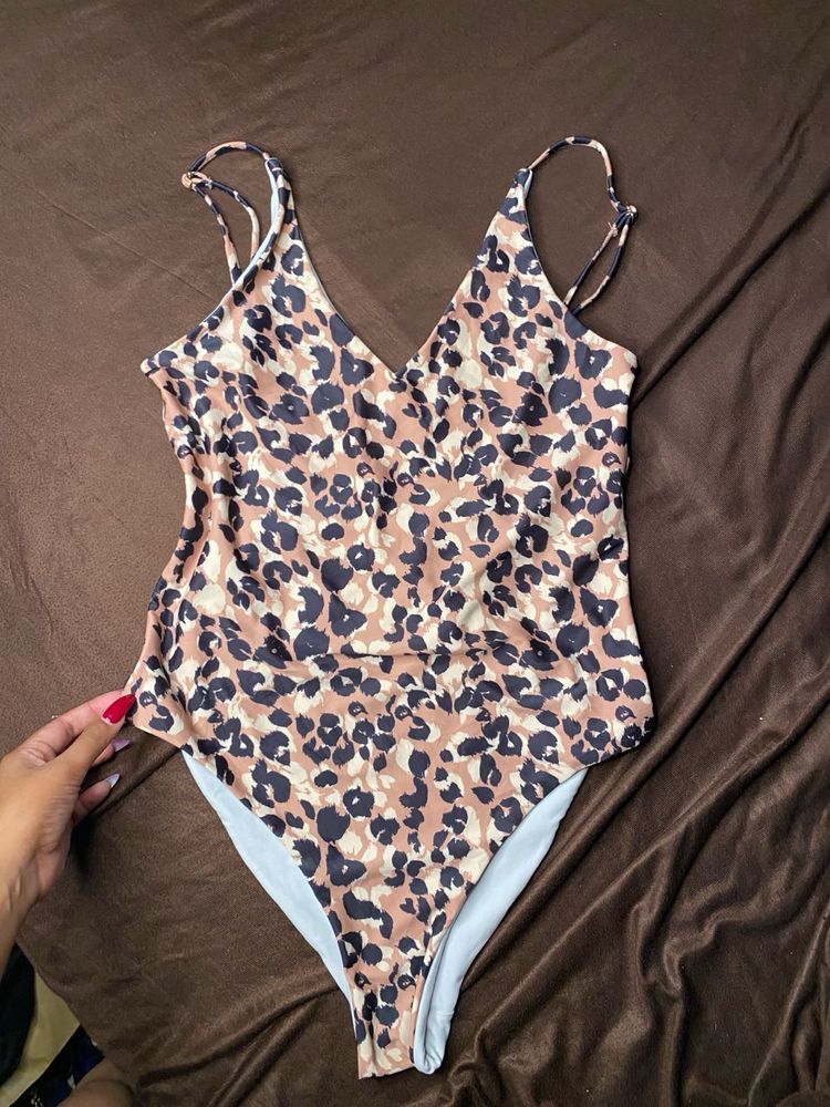 Sexy Animal Print Bodysuit