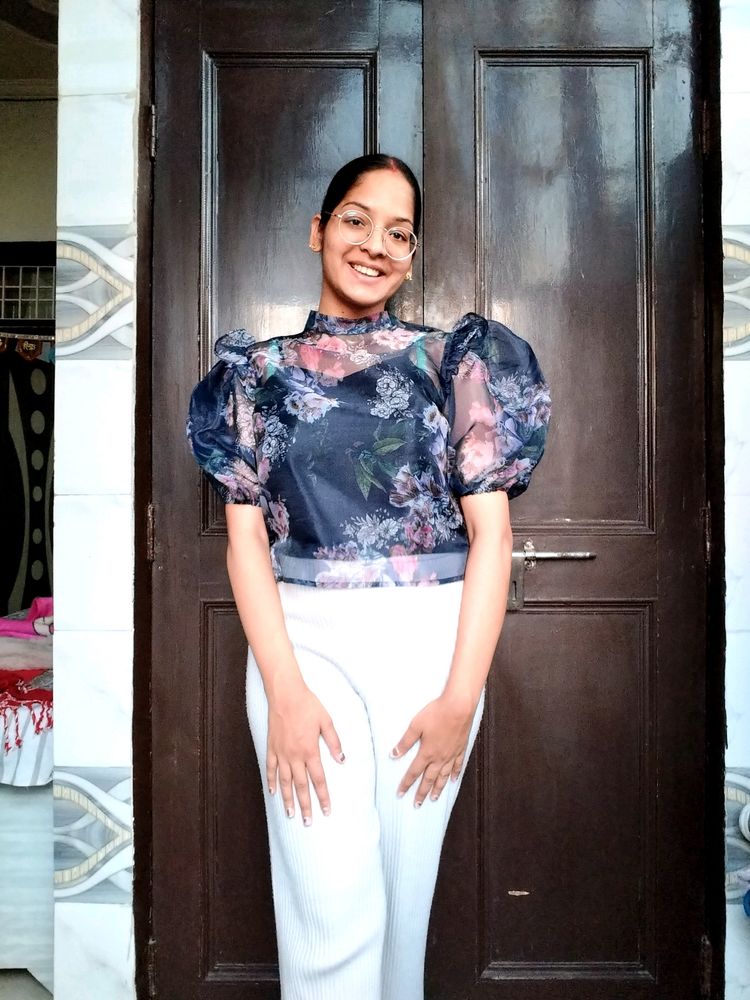 Floral Print Puff Sleeve Top