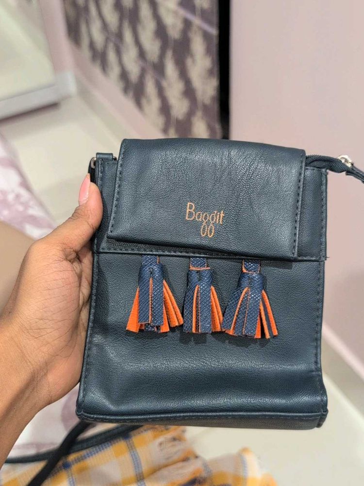 Cute Baodit Crossbody Bag
