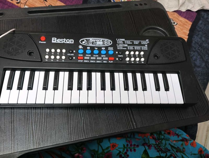 Beston Musical Keyboard