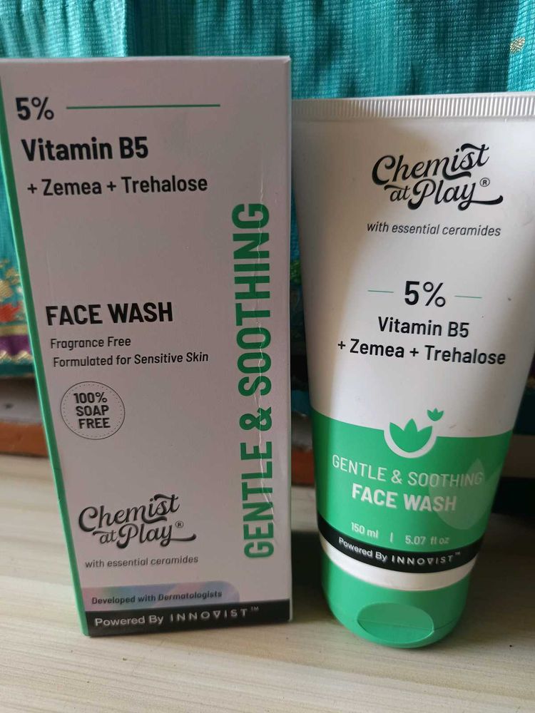 Chemist at Play Face Wash